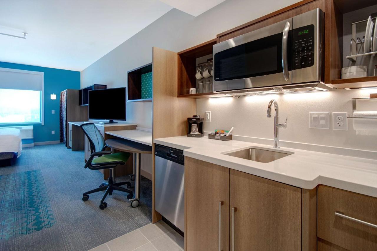 Home2 Suites By Hilton Las Vegas North Exterior photo
